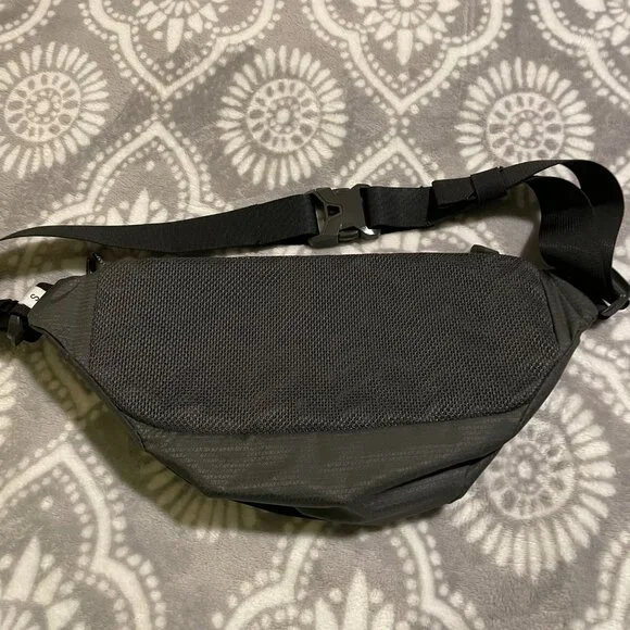 The North Face Lumbnical Small Lumbar Fanny Pack Black/Asphalt Gray, NWOT - Picture 8 of 8